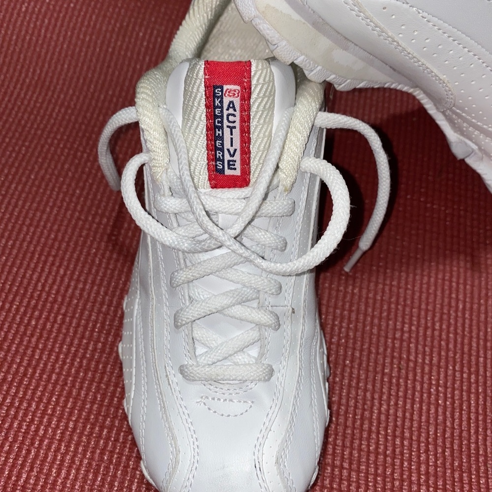Shoe